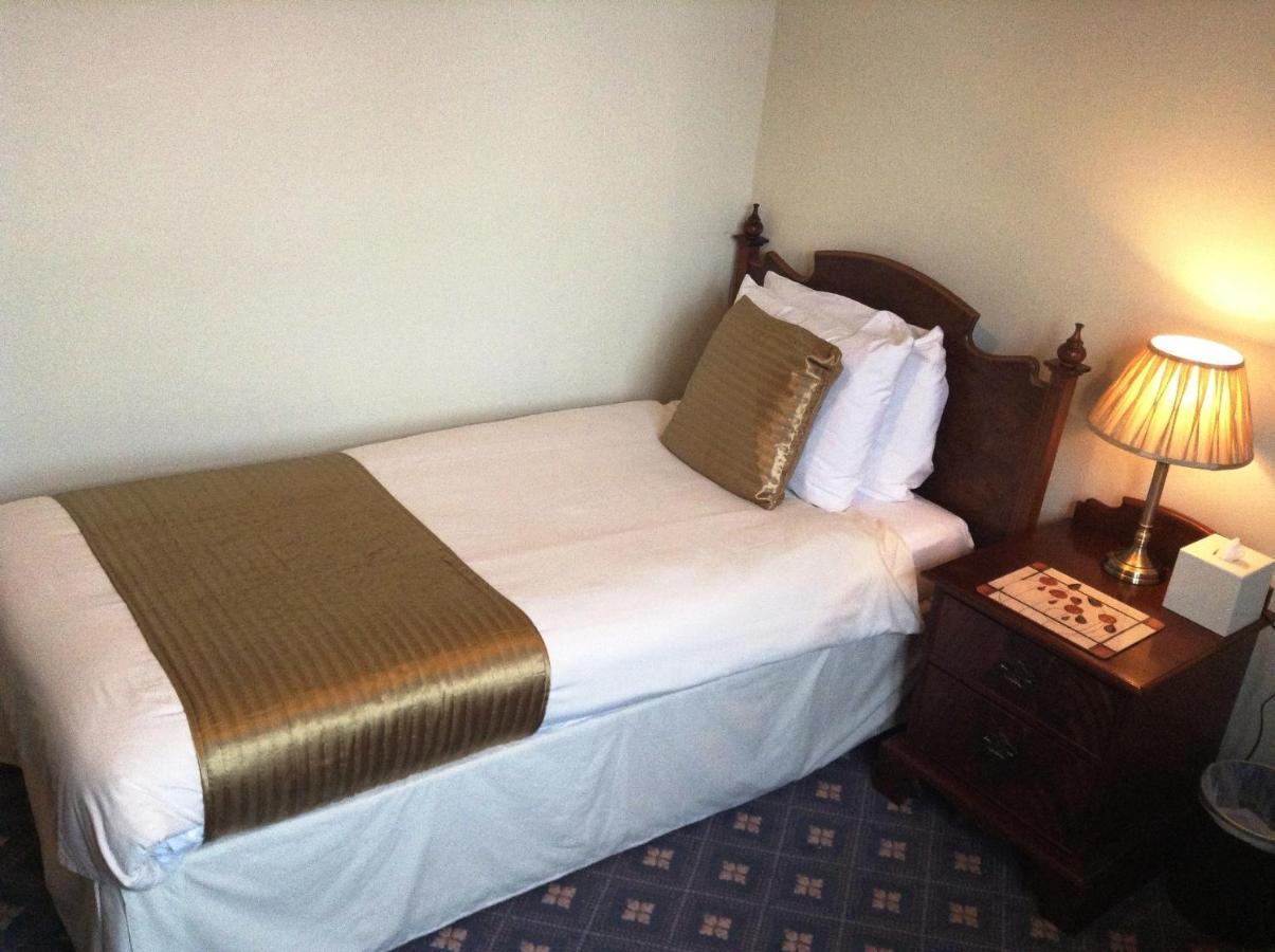 The Woodside Hotel Aberdour Rum bild